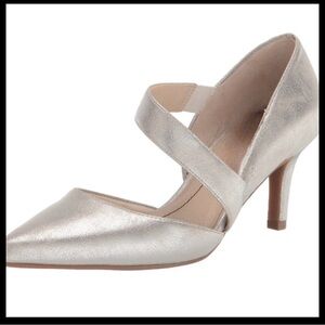 Life Stride Chic Silver Suki Heels Sz. 9.5 Comfort Technology